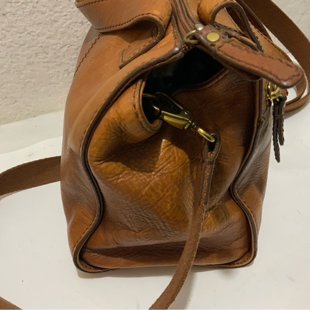 Fossil Crossbody Bag Soft cowhide Leather Purse Convertible Purse zipper - Picture 12 of 13
